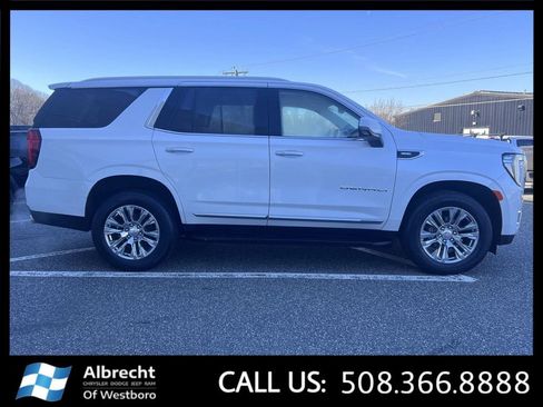 Used 2022 GMC Yukon Denali AWD/4WD image 6