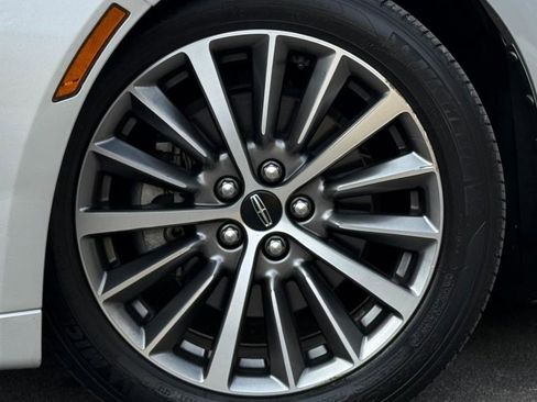 Used 2018 Lincoln MKZ Premiere FWD image 23