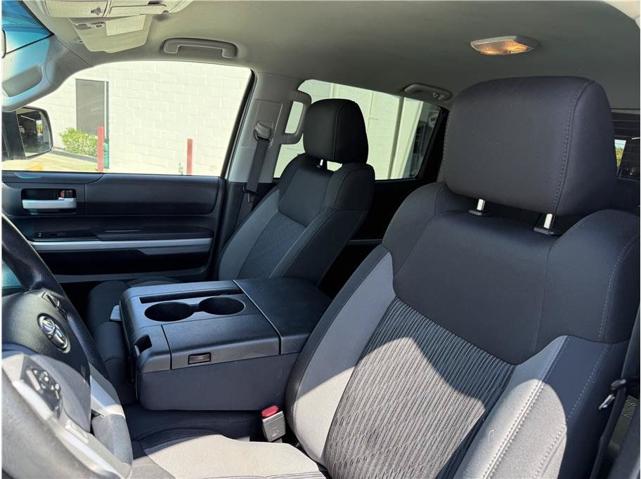 Used 2014 Toyota Tundra SR5 AWD/4WD image 12