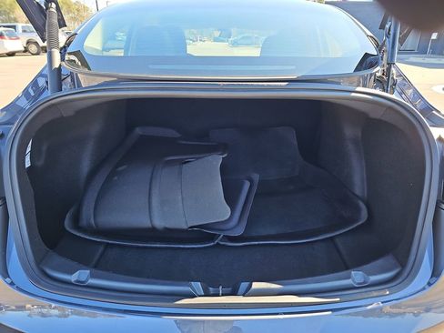 Used 2022 Tesla Model 3 image 15