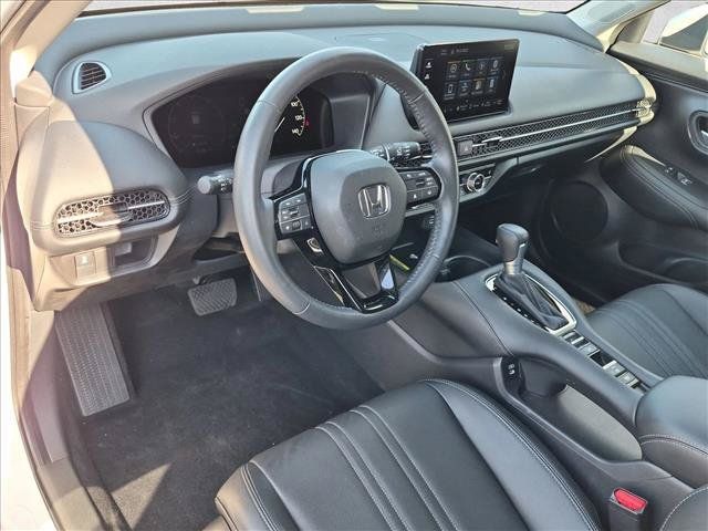 Used 2024 Honda HR-V EX-L image 10