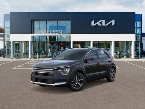 New 2026 Kia Niro LX FWD image 1