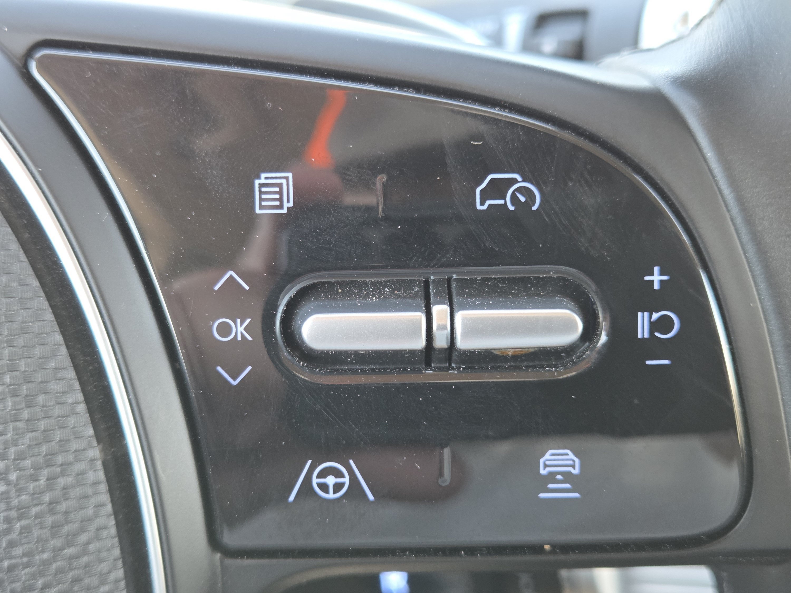 Used 2024 Hyundai Ioniq 5 SEL AWD/4WD image 12