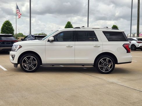 Used 2021 Ford Expedition Limited image 4