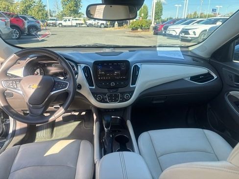 Used 2024 Chevrolet Malibu LT FWD image 12