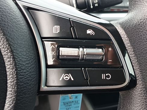 Used 2023 Kia Forte LXS w/ LXS Technology Package FWD image 22