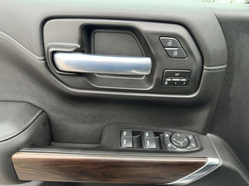 Used 2020 GMC Sierra 1500 SLT w/ SLT Convenience Package image 7