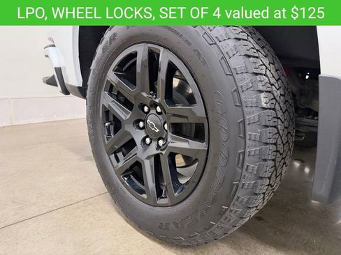 Certified 2024 Chevrolet Silverado 1500 RST AWD/4WD image 11