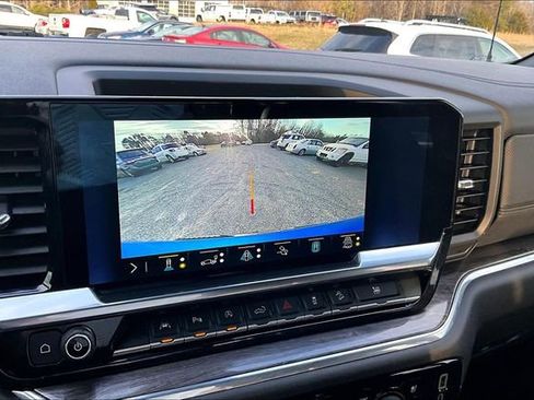 Used 2023 Chevrolet Silverado 1500 LTZ image 15