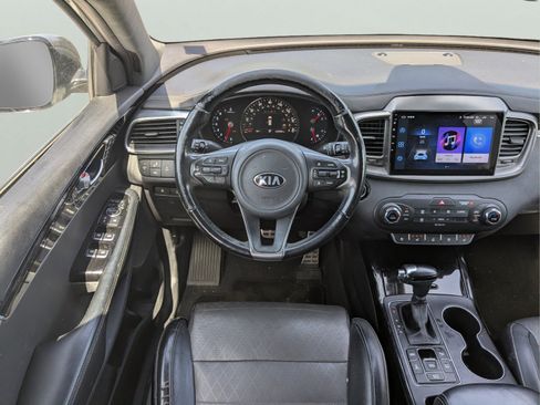 Used 2016 Kia Sorento SX w/ SXL Technology Package AWD/4WD image 18