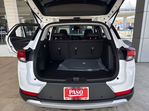 New 2026 Chevrolet TrailBlazer LT w/ LT Cold Weather Package FWD image 23