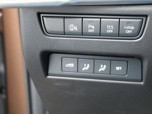 Certified 2025 MAZDA CX-70 3.3 Turbo w/ Premium Plus Pkg image 16