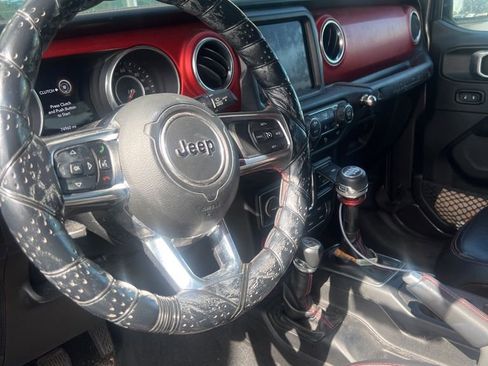 Used 2018 Jeep Wrangler Unlimited Rubicon image 7