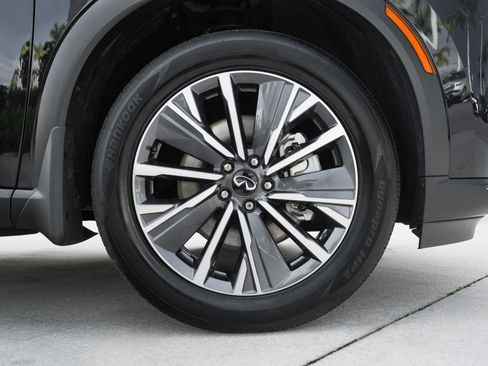 Certified 2026 INFINITI QX60 Luxe w/ Cargo Package FWD image 24