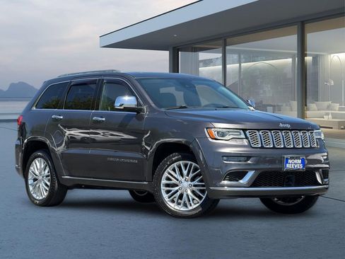 Used 2017 Jeep Grand Cherokee Summit AWD/4WD image 1