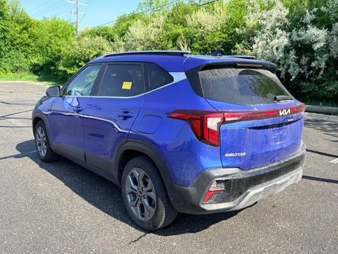Certified 2024 Kia Seltos S FWD image 3