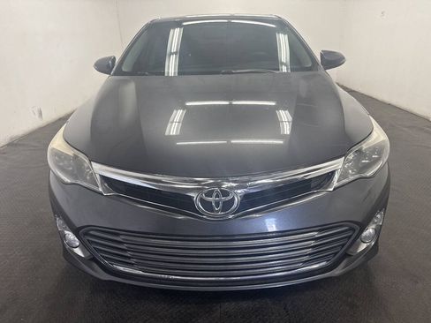 Used 2013 Toyota Avalon Limited FWD image 3
