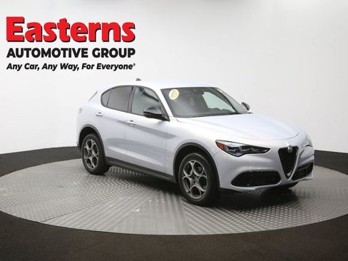 Used 2024 Alfa Romeo Stelvio Sprint image 51