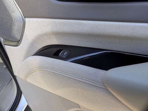 Used 2023 Cadillac Escalade Sport Platinum w/ LPO, ONYX Package image 36