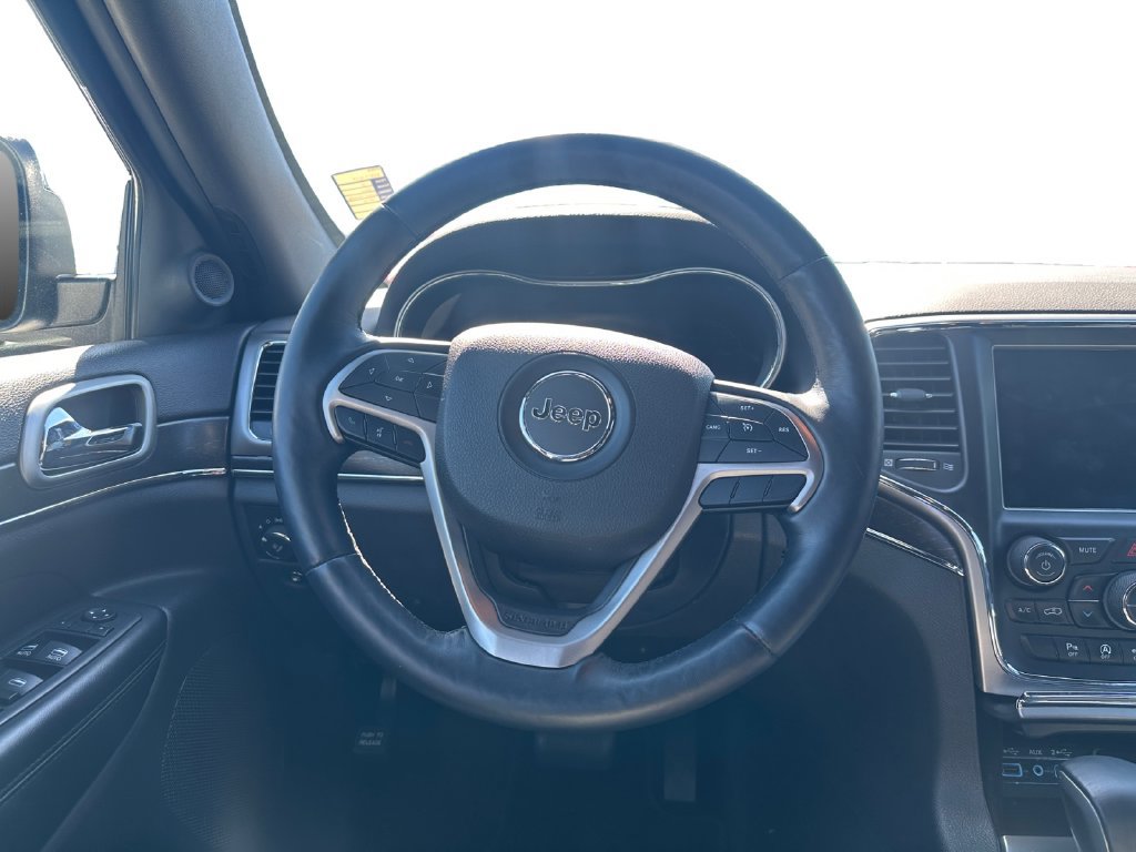 Used 2018 Jeep Grand Cherokee Limited w/ Luxury Group II AWD/4WD image 14