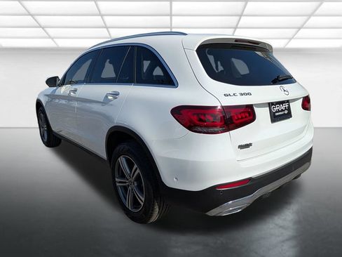 Used 2022 Mercedes-Benz GLC 300 image 2