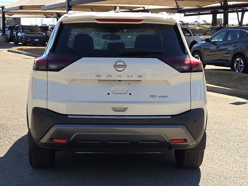 Used 2023 Nissan Rogue SL w/ SL Premium Package AWD/4WD image 19