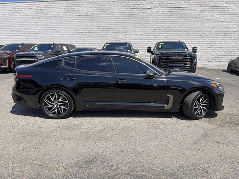 Used 2022 Kia Stinger GT-Line RWD image 4