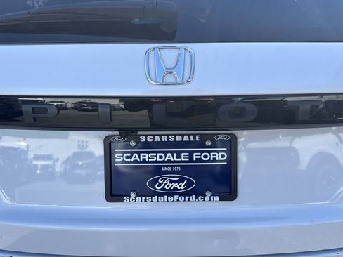 Used 2025 Honda Pilot Elite image 55
