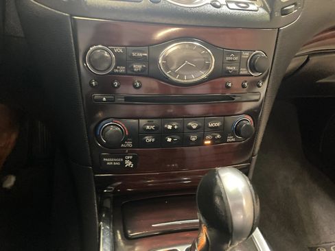 Used 2013 INFINITI G37 Convertible w/ Premium Pkg RWD image 29
