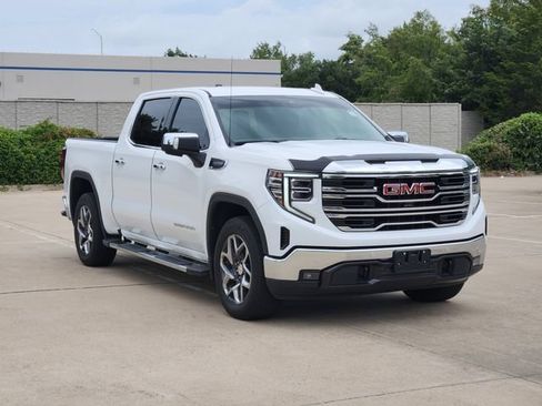 Used 2024 GMC Sierra 1500 SLT RWD image 3