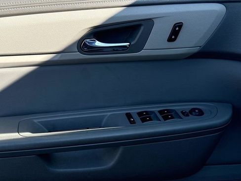 Used 2016 Chevrolet Traverse LS image 28