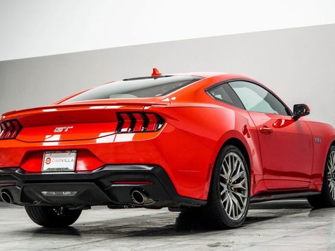 Used 2024 Ford Mustang GT Premium image 13