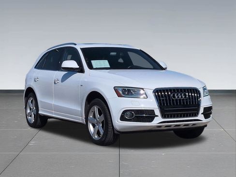 Used 2017 Audi Q5 2.0T Premium Plus w/ Technology Package image 8