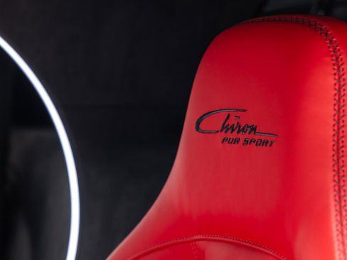 Used 2021 Bugatti Chiron Pur Sport image 12