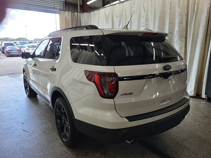 Used 2019 Ford Explorer Sport w/ Equipment Group 401A AWD/4WD image 3