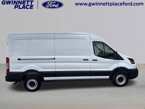 New 2026 Ford Transit 250 148 Medium Roof w/ Load Area Protection Package RWD image 32