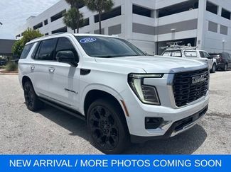 Used 2026 GMC Yukon Denali w/ Denali Reserve Package AWD/4WD video 1