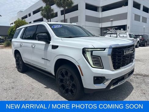Used 2026 GMC Yukon Denali w/ Denali Reserve Package AWD/4WD image 1