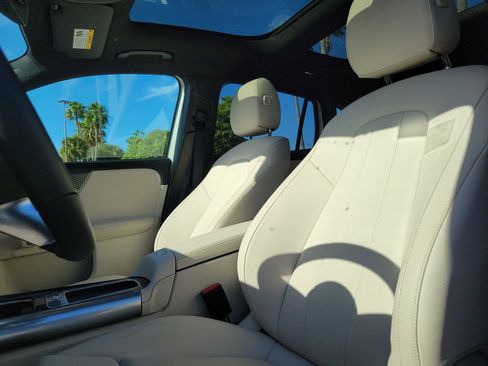 Certified 2025 Mercedes-Benz GLA 250 image 25