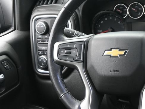Used 2021 Chevrolet Silverado 1500 LT AWD/4WD image 23