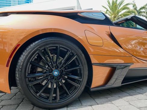 Used 2019 BMW i8 Roadster AWD/4WD image 30