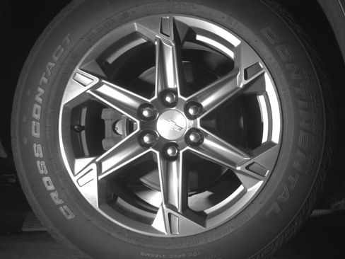Used 2025 Chevrolet Blazer LT FWD image 15