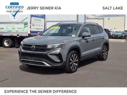 Used 2022 Volkswagen Taos SE w/ IQ.Drive SE Package