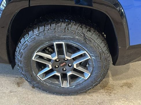 New 2026 GMC Terrain AT4 w/ Convenience Package III image 10