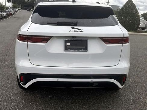 New 2025 Jaguar F-PACE R-Dynamic S image 5