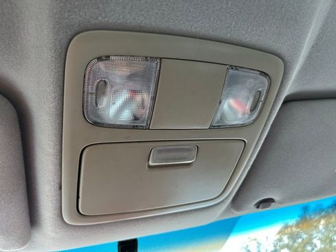 Used 2003 Toyota Camry LE image 25