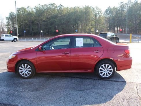 Used 2013 Toyota Corolla LE image 8