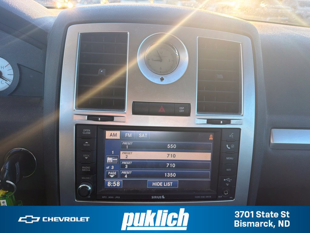 Used 2009 Chrysler 300 Touring AWD/4WD image 11