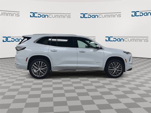 New 2026 Buick Enclave Avenir w/ Super Cruise Package image 9