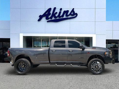 Used 2024 RAM 3500 Big Horn w/ Night Edition AWD/4WD image 1